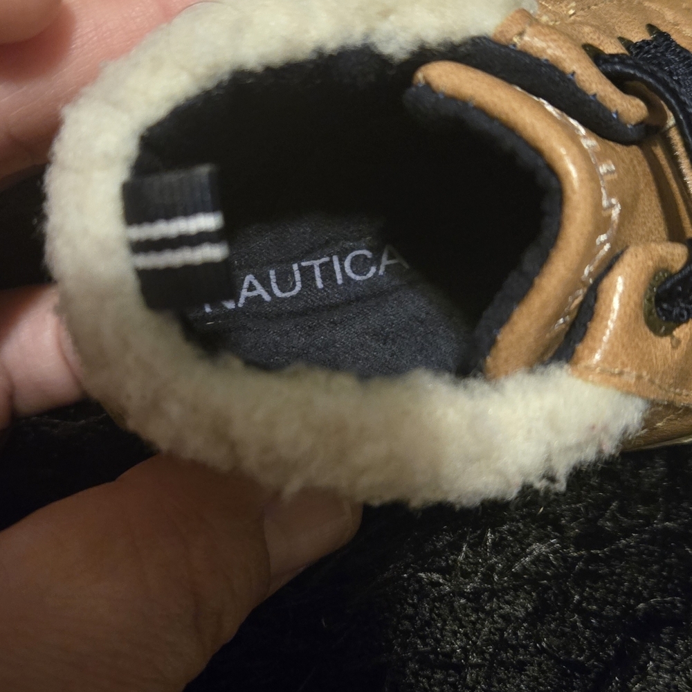 Nautica Tan Baby Shoes with Black Laces - Picture 2 of 5